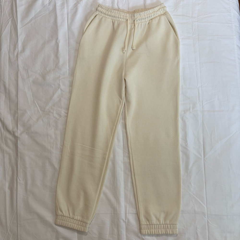 Zara Cream Sweatpants